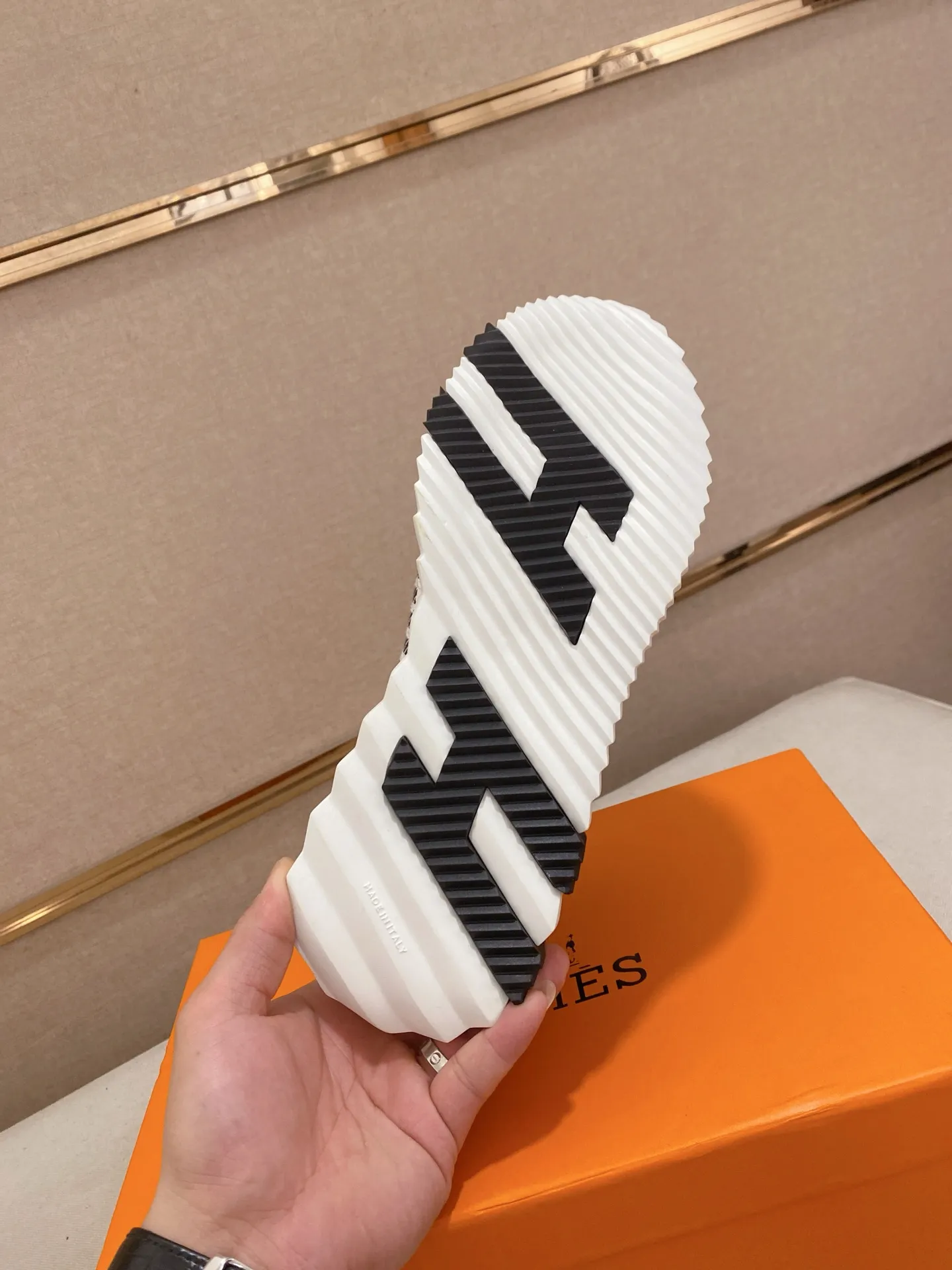 Men's clothing and shoes💰: 420💰《HERMES》【Classic Original Version】Hermès; Top 🔝 Purchasing Agency 🔍🔍Latest 🇺🇸Sold simultaneously at counters, original imported from Italy ▲▲Cow leather▲ ▲Exquisite workmanship (Italian 🇮🇹imported water-dyed 🐂cowhide lining) sole: original sole provided by the original factory, ⚠️exclusive double-layer activity·TPR·rubber·combined molded outsole; Code number: 38-44